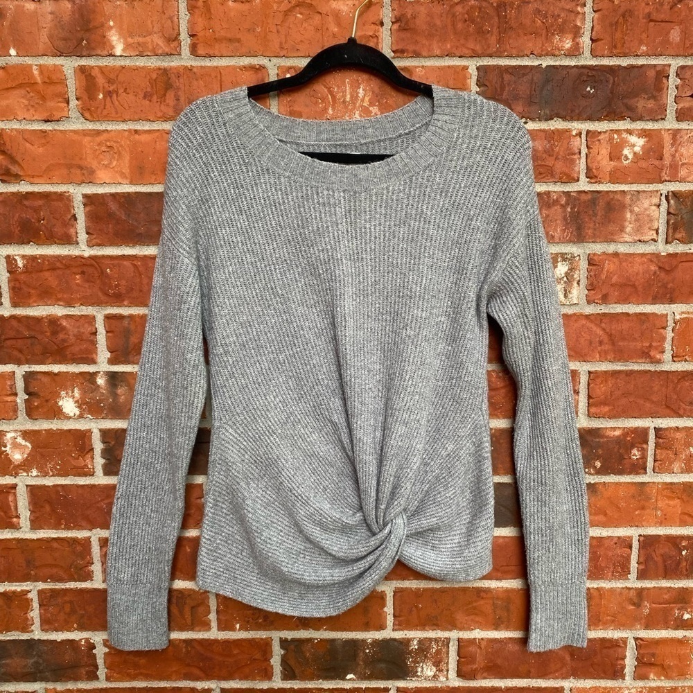 Offline Womens Small Gray Front Twist Ribbed Knit Sweater